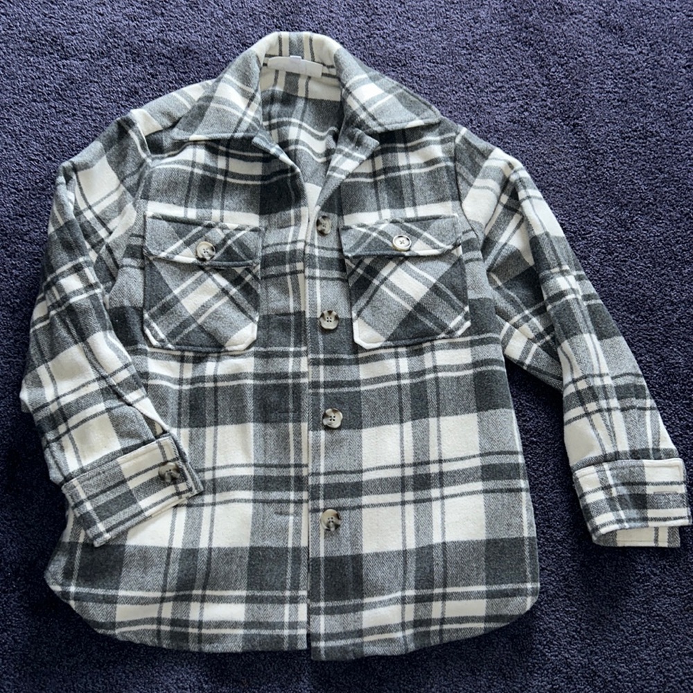 BB Dakota shacket grey and white size XS